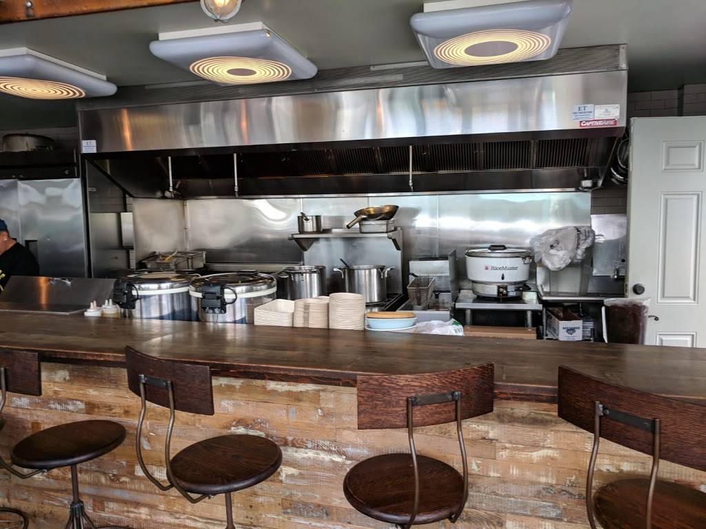 Glaze Teriyaki | restaurant | 2095 Chestnut St, San Francisco, CA 94123, USA | 4155903193 OR +1 415-590-3193