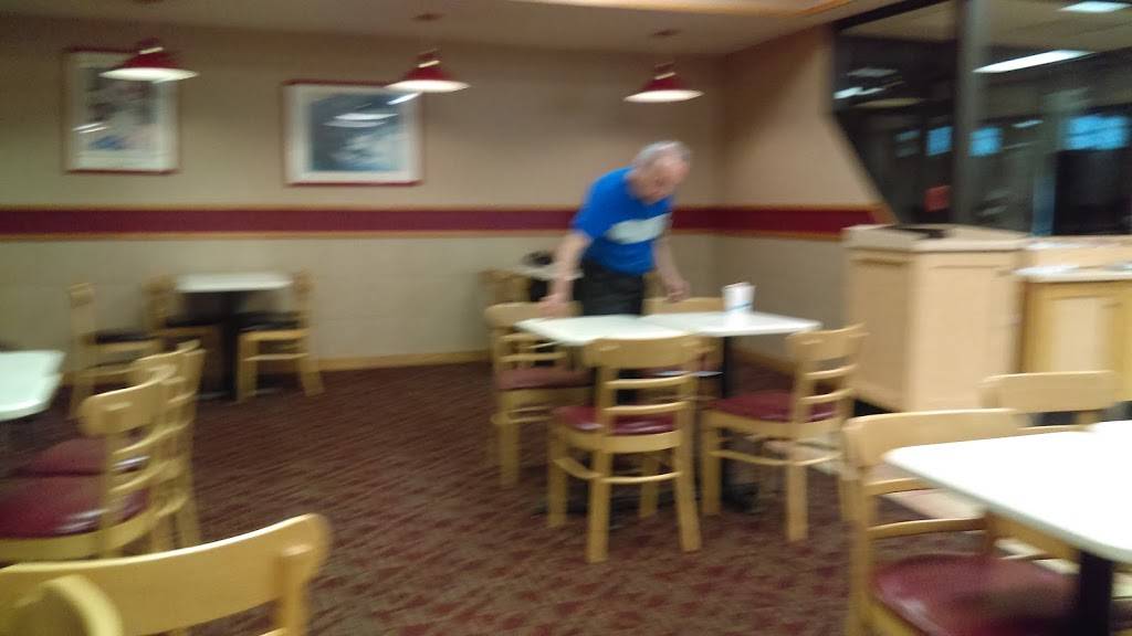 Wendys | restaurant | 3811 75th St, Kenosha, WI 53142, USA | 2626975680 OR +1 262-697-5680