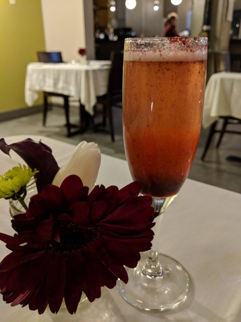 HoQ | restaurant | 303 E 5th St, Des Moines, IA 50309, USA | 5152441213 OR +1 515-244-1213