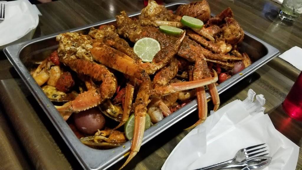 The Boiling | restaurant | 1 N Meridian St #100, Indianapolis, IN 46204, USA | 3176003066 OR +1 317-600-3066