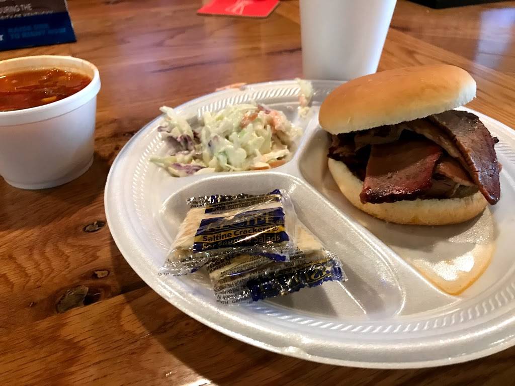 DoubleH BBQ | restaurant | 1244 Versailles Rd, Lexington, KY 40508, USA | 8595234227 OR +1 859-523-4227