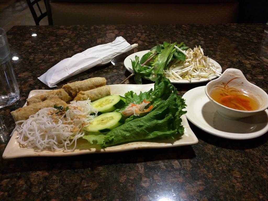 Pho99 Littleton | restaurant | 211 E County Line Rd, Littleton, CO 80122, USA | 7202836683 OR +1 720-283-6683
