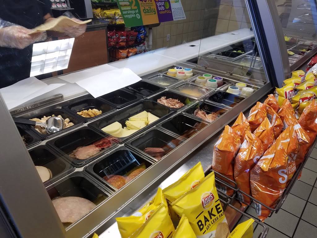 Subway | meal takeaway | 5546 Camino Al Norte Suite 7, North Las Vegas, NV 89031, USA | 7026579425 OR +1 702-657-9425