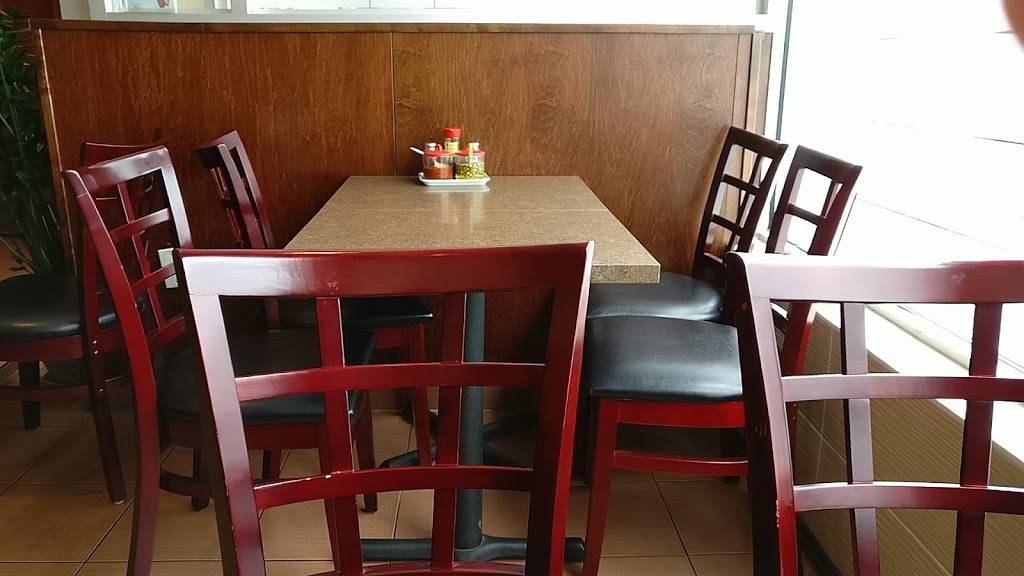 Hakka Wok | restaurant | 9418 Markham Rd, Markham, ON L6E 0N1, Canada | 9054726388 OR +1 905-472-6388