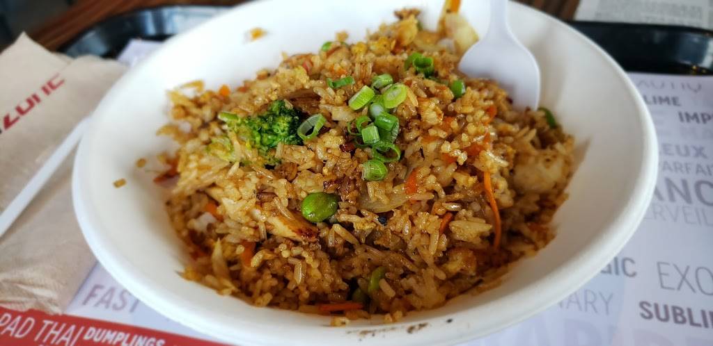 Thaïzone | restaurant | 3398 Boulevard Sainte-Anne, Québec, QC G1E 3L7, Canada | 4188219663 OR +1 418-821-9663