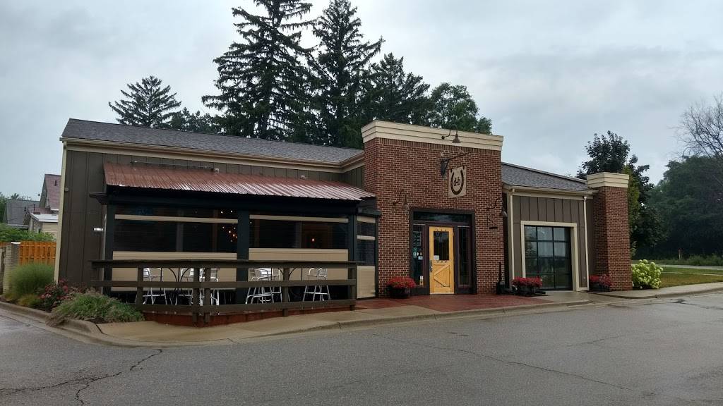 Draught Horse Brewery | restaurant | 57721 Grand River Ave, New Hudson, MI 48165, USA | 2486173000 OR +1 248-617-3000