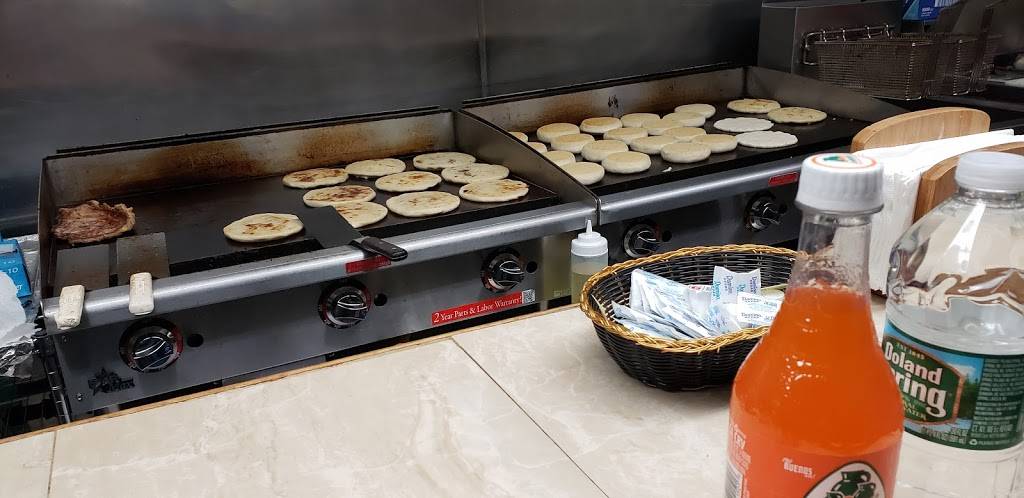 La Pupusa Loca Grille | restaurant | 144 Waverly St, Framingham, MA 01702, USA | 7747775960 OR +1 774-777-5960