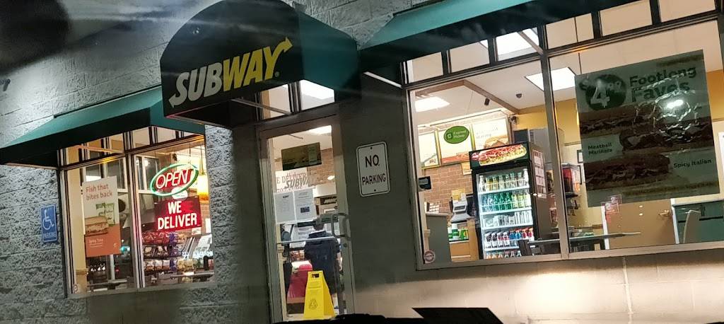 Subway | restaurant | 3801 Vestal Pkwy E, Vestal, NY 13850, USA | 6077297257 OR +1 607-729-7257