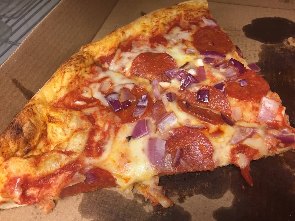 La Vitas Pizzeria | restaurant | 121 W Main St, Moorestown, NJ 08057, USA | 8562350052 OR +1 856-235-0052