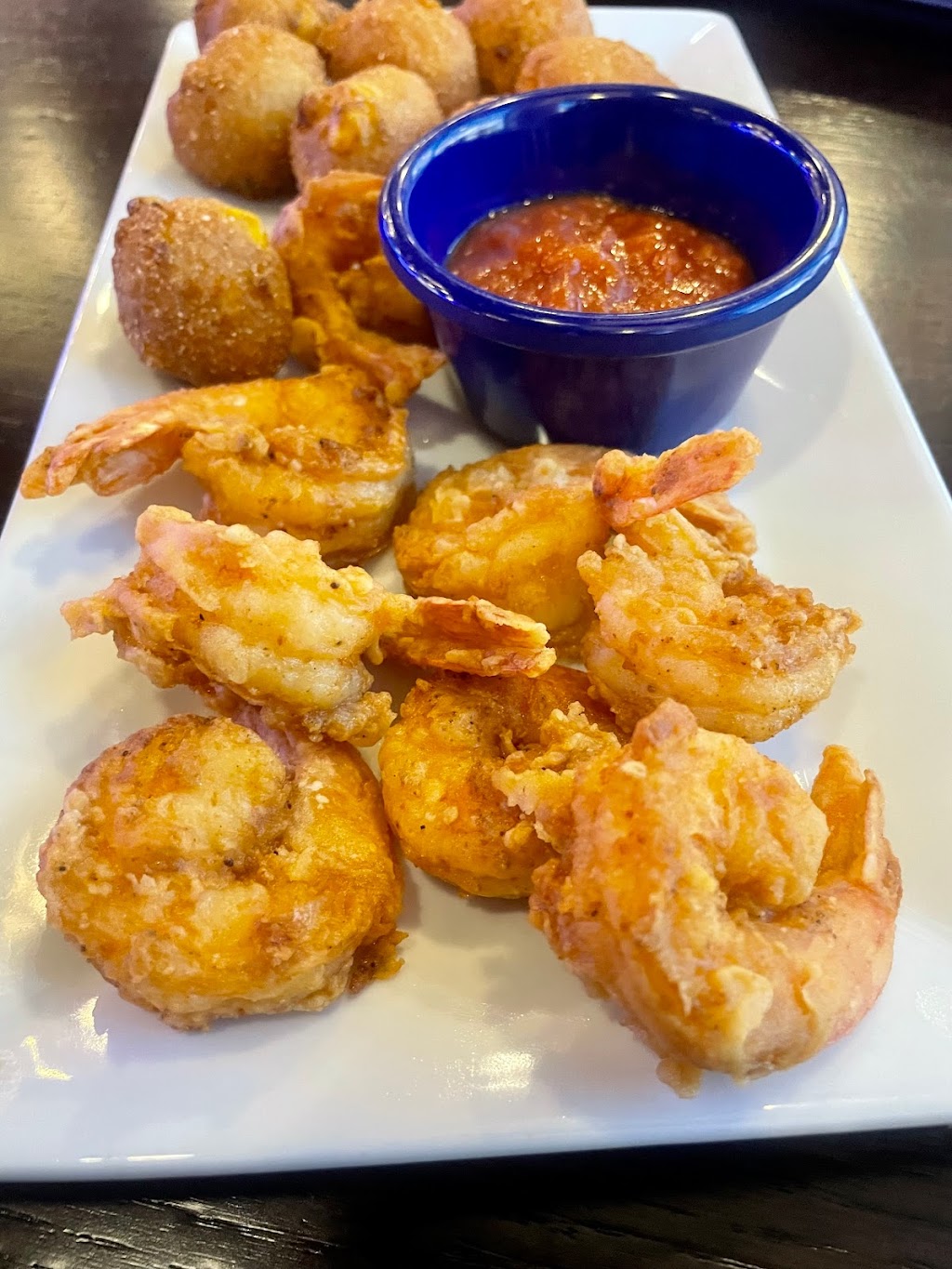 Oasiz Bar & Grill | restaurant | 5723 Tuxedo Rd, Hyattsville, MD 20781, USA | 2407707848 OR +1 240-770-7848