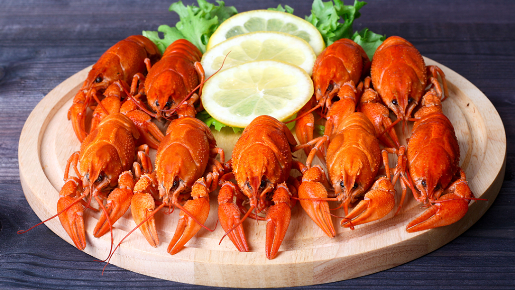 The Crawfish King | restaurant | 1055 U.S. 49 Frontage Rd Suite E, Richland, MS 39218, USA | 7692510723 OR +1 769-251-0723