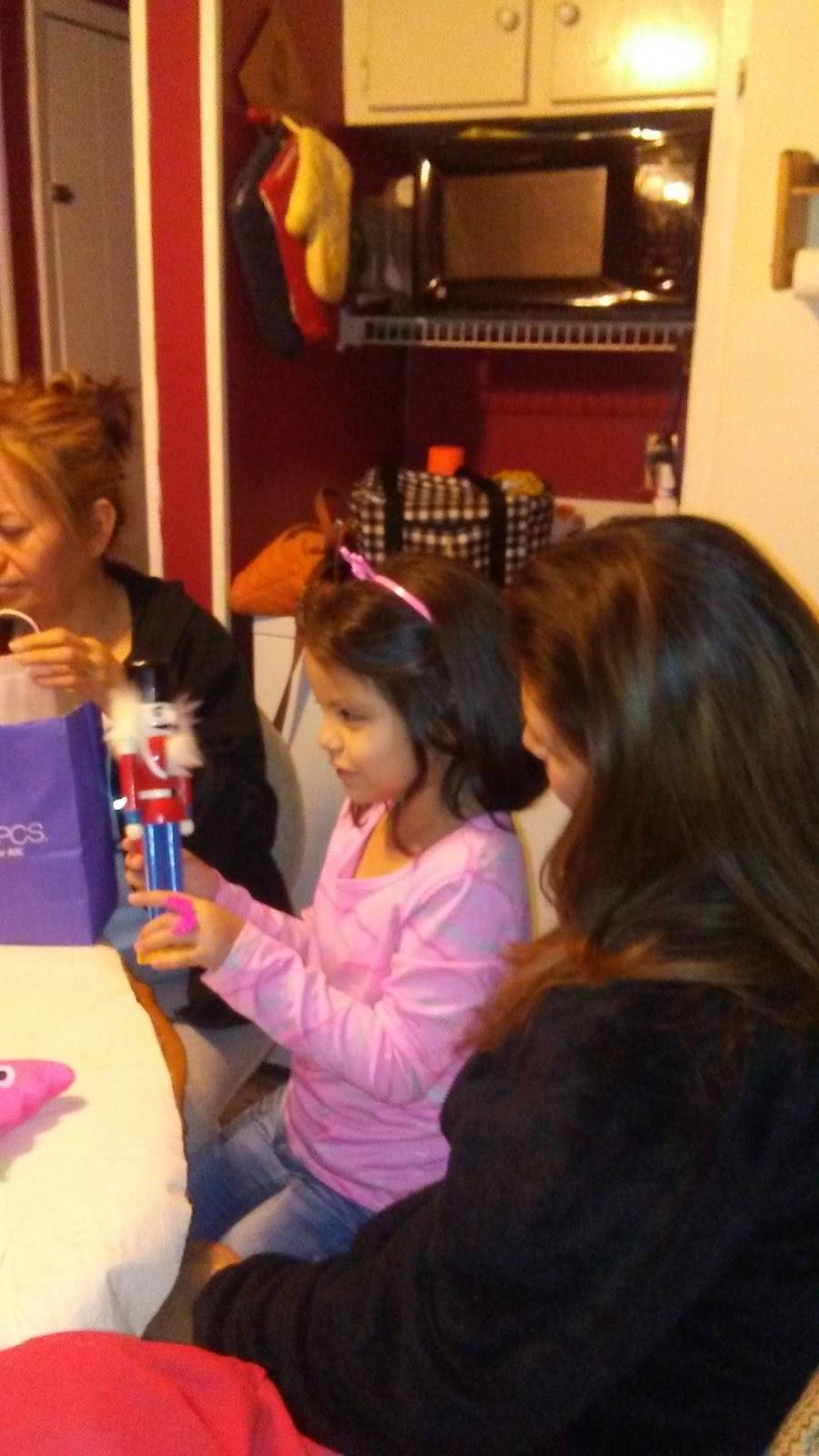 Auroras Cafe | restaurant | 303 N Story Rd, Irving, TX 75061, USA | 9725130371 OR +1 972-513-0371