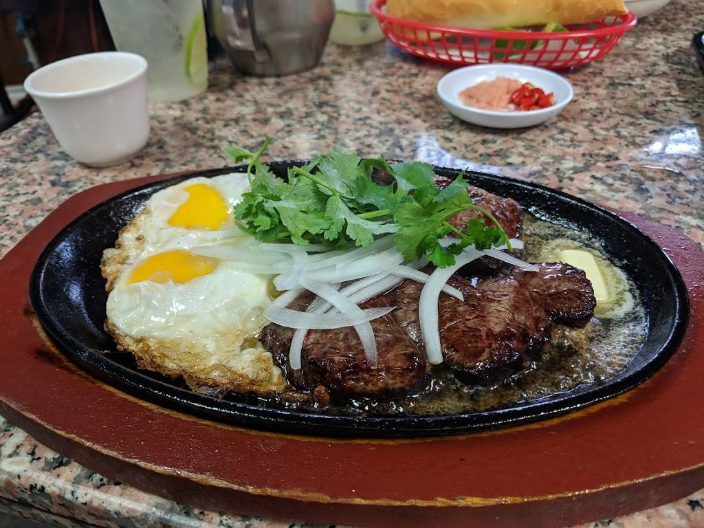 Huong Que Deli and Cafe | restaurant | 7127 Martin Luther King Jr Way S, Seattle, WA 98118, USA | 2067224318 OR +1 206-722-4318