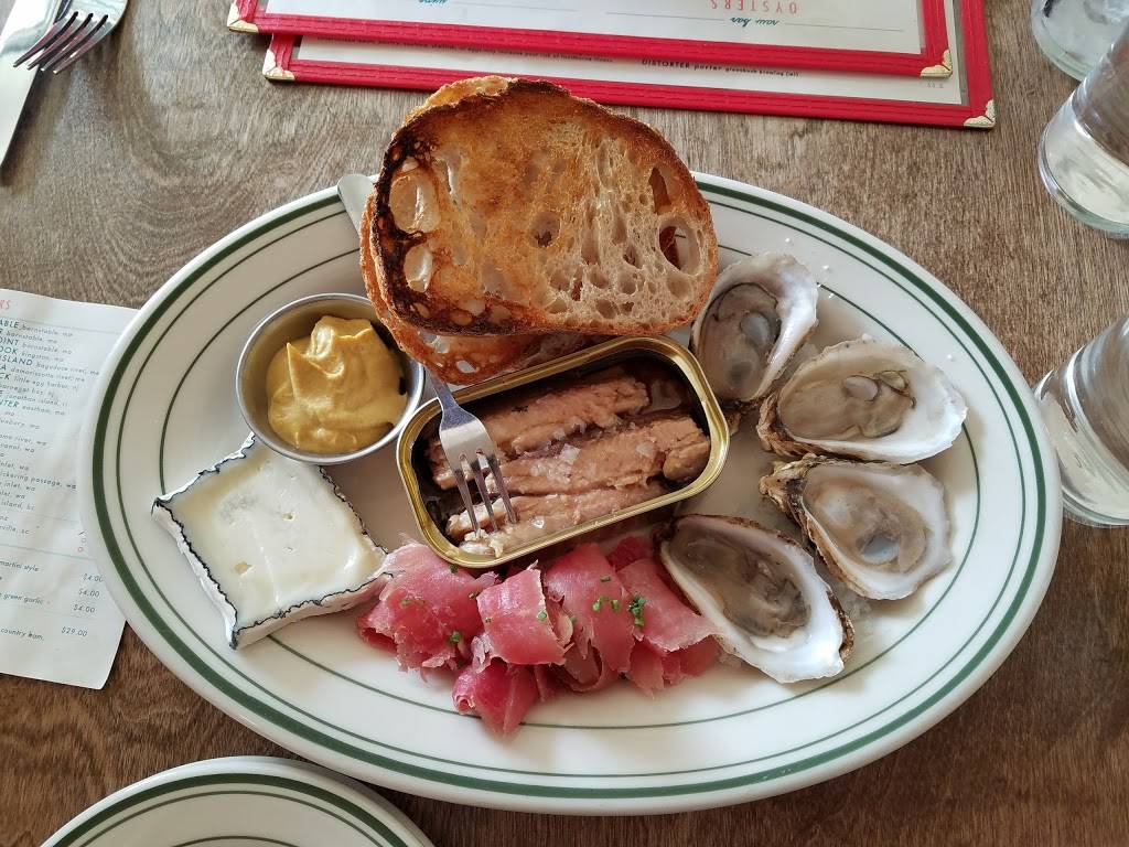 Voyager | restaurant | 600 Vester St, Ferndale, MI 48220, USA | 2486584999 OR +1 248-658-4999