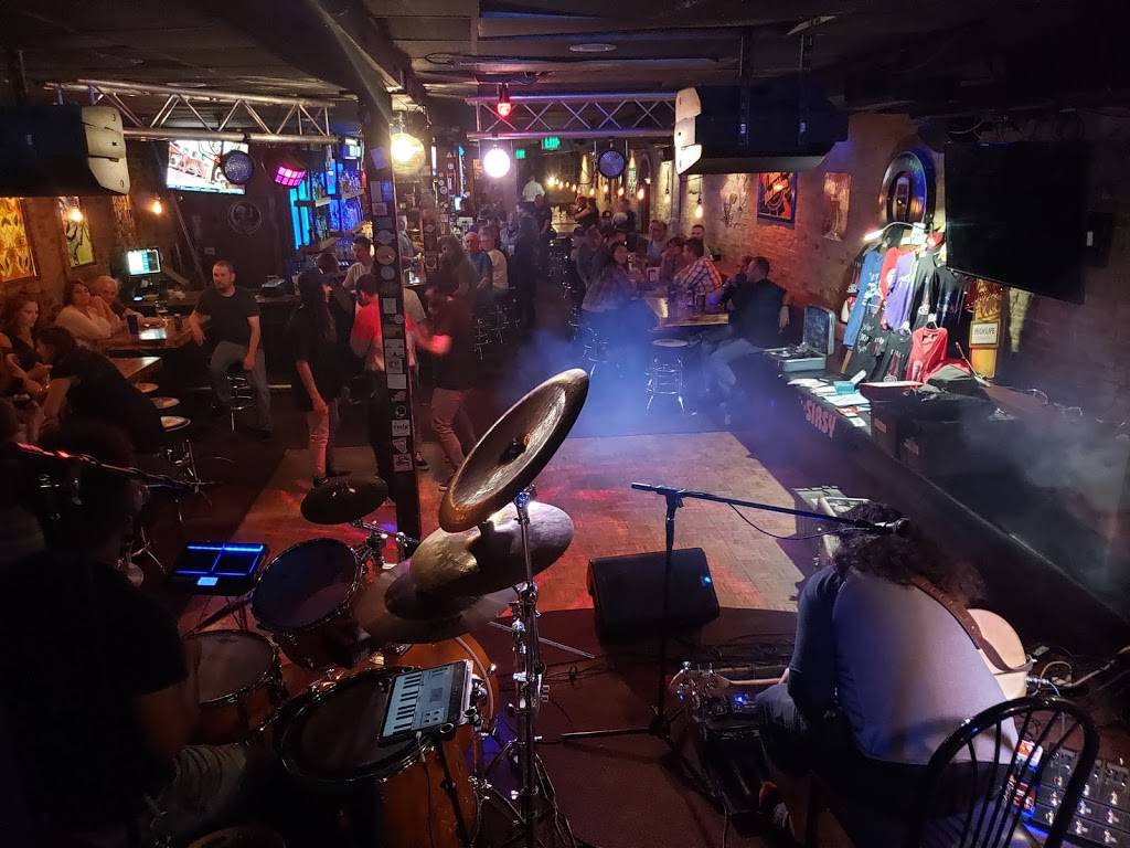 Funk n Dive Bar | restaurant | 2550 Washington Blvd, Ogden, UT 84401, USA | 8016213483 OR +1 801-621-3483