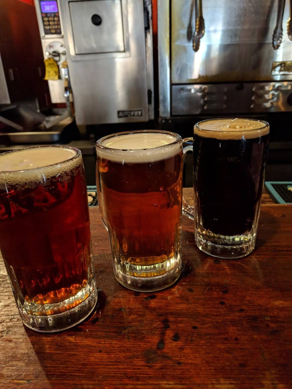 The Wharf Rat | restaurant | 801 S Ann St, Baltimore, MD 21231, USA | 4102768304 OR +1 410-276-8304