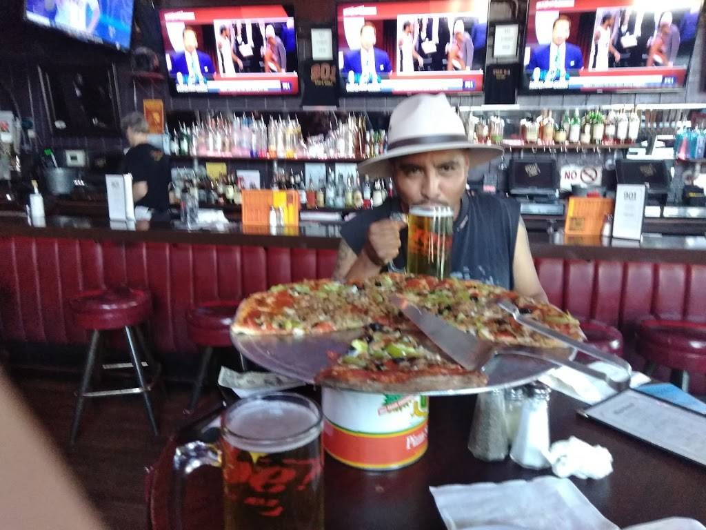 901 Bar and Grill | restaurant | 2902 S Figueroa St, Los Angeles, CA 90007, USA | 2137457900 OR +1 213-745-7900