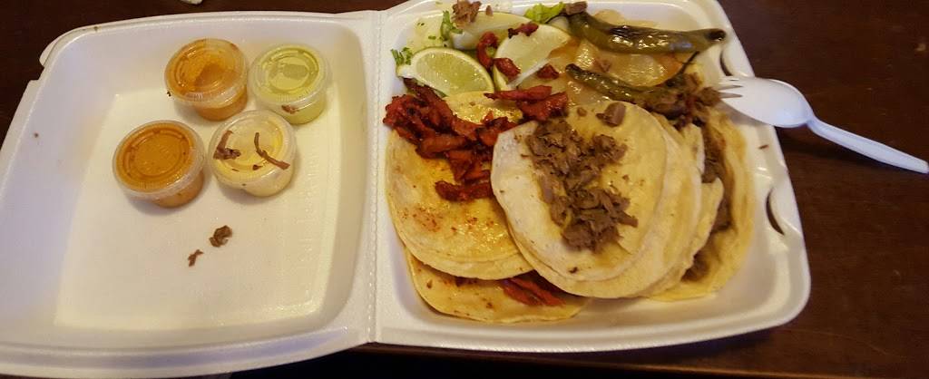 Tres Salsas Taqueria | restaurant | 9575 Scyene Rd, Dallas, TX 75227, USA | 2142755565 OR +1 214-275-5565