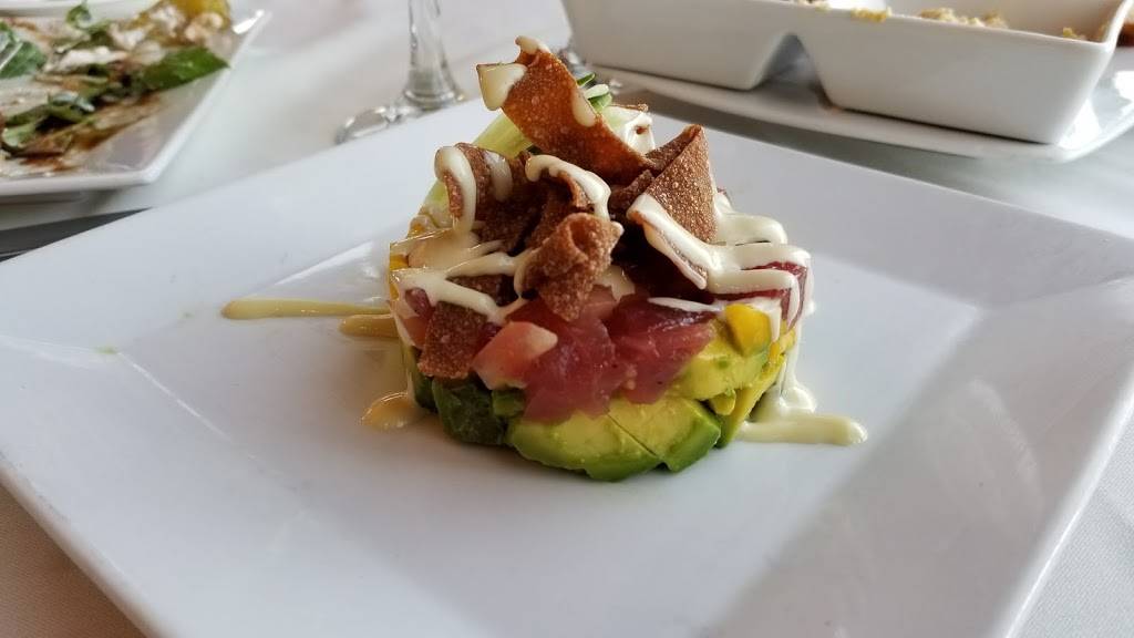 South Fin Grill | restaurant | 300 Father Capodanno Blvd, Staten Island, NY 10305, USA | 7184477679 OR +1 718-447-7679