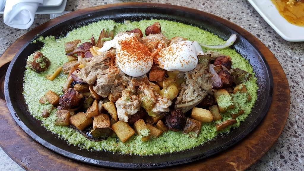 Lazy Dog Restaurant & Bar | restaurant | 1623 W Katella Ave, Orange, CA 92867, USA | 7147697020 OR +1 714-769-7020