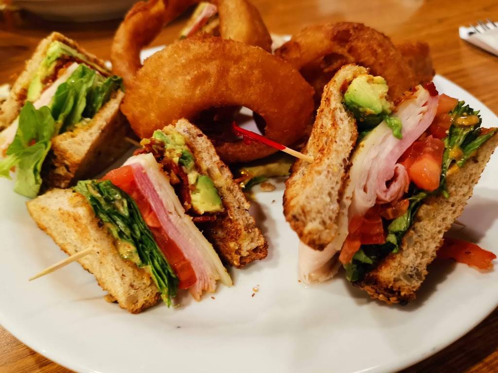 Dennys | restaurant | 141 N Abby St, Fresno, CA 93701, USA | 5594852320 OR +1 559-485-2320