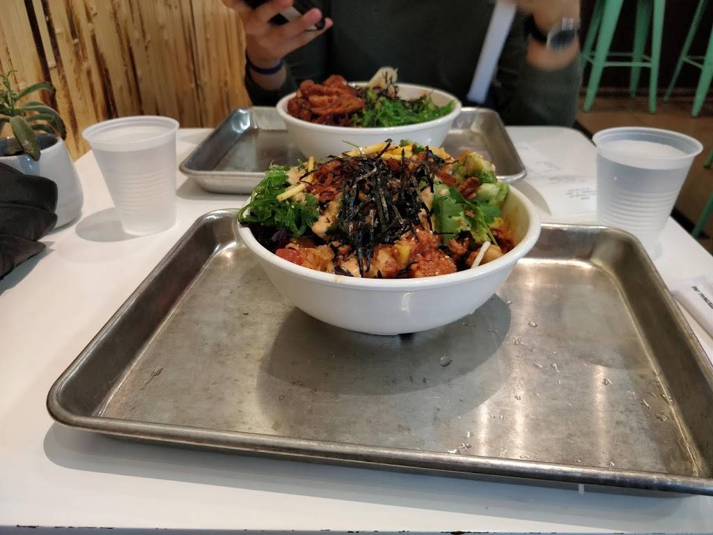 Kahuna | restaurant | 132 S Highland Ave, Pittsburgh, PA 15206, USA | 4124508510 OR +1 412-450-8510