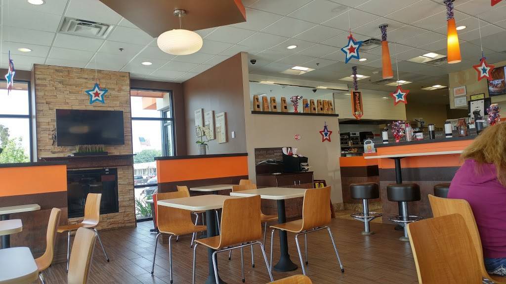 Dunkin | bakery | 3580 Mt Read Blvd, Rochester, NY 14616, USA | 5855810474 OR +1 585-581-0474