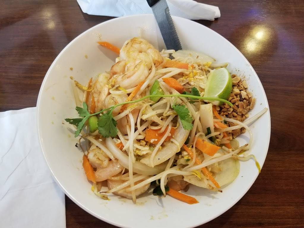 Saigon Bistro | restaurant | 1554 Town Center Dr W, Lakeland, FL 33803, USA | 8636866560 OR +1 863-686-6560