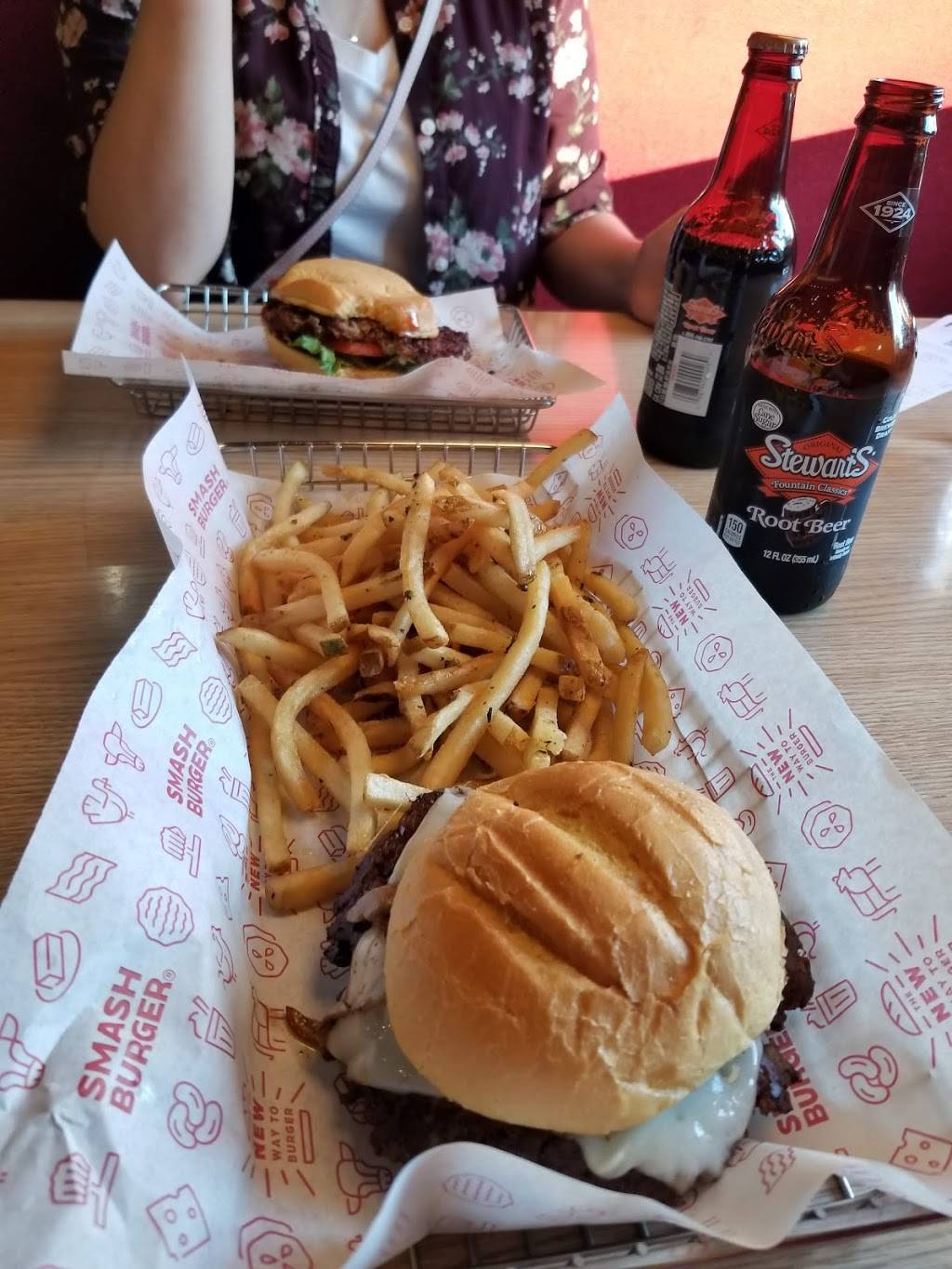 Smashburger | restaurant | 975 Route 1 South, North Brunswick Township, NJ 08902, USA | 7322758177 OR +1 732-275-8177