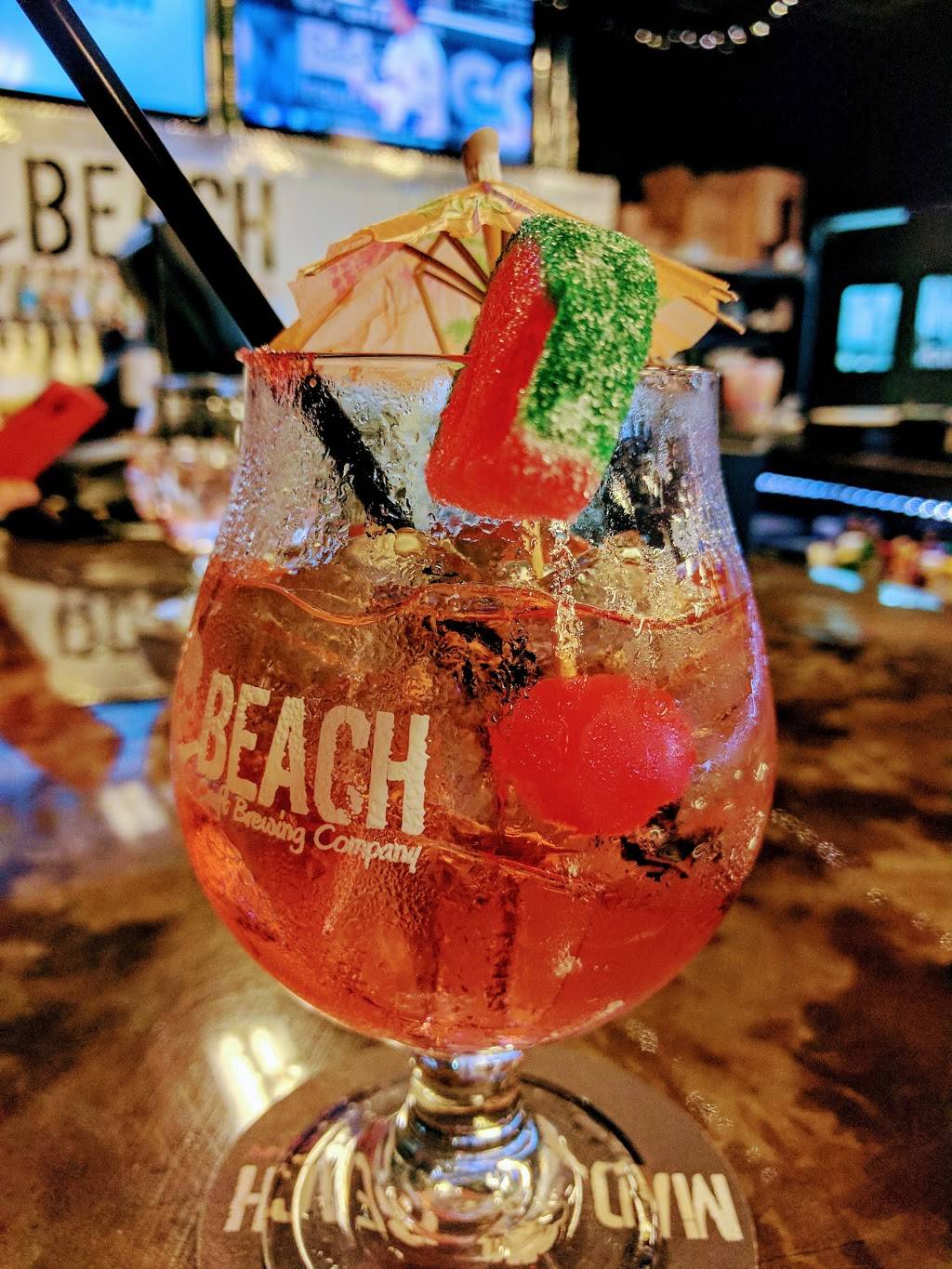 Mad Beach Craft Brewing Company | restaurant | 12945 Village Blvd, Madeira Beach, FL 33708, USA | 7273620008 OR +1 727-362-0008