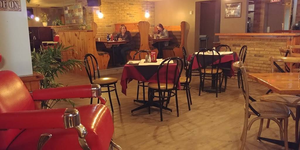 Beacon Restaurant | restaurant | 146 45th St N, Wasaga Beach, ON L9Z 1Z2, Canada | 7054294433 OR +1 705-429-4433