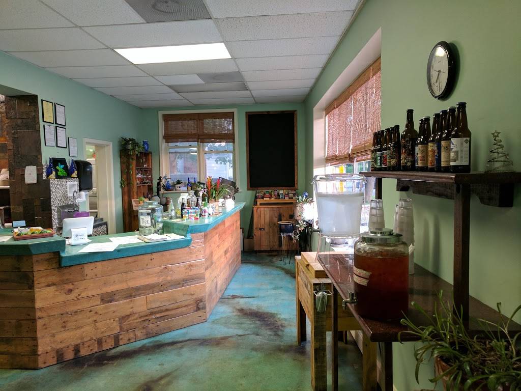 Blue Wing Frog | restaurant | 219 Chester St, Front Royal, VA 22630, USA | 5406226175 OR +1 540-622-6175