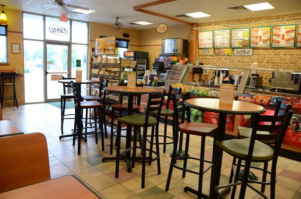Subway | restaurant | 101 Windflower Ln, Solon, IA 52333, USA | 3196242324 OR +1 319-624-2324