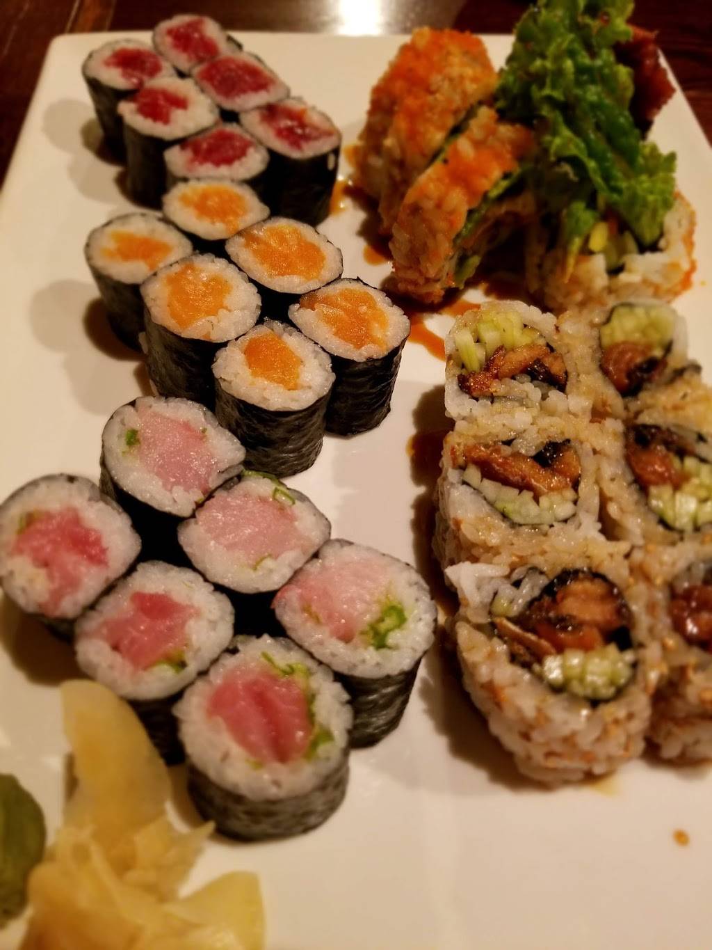 Takara Sushi | restaurant | 150-11 14th Ave, Whitestone, NY 11357, USA | 7187471465 OR +1 718-747-1465