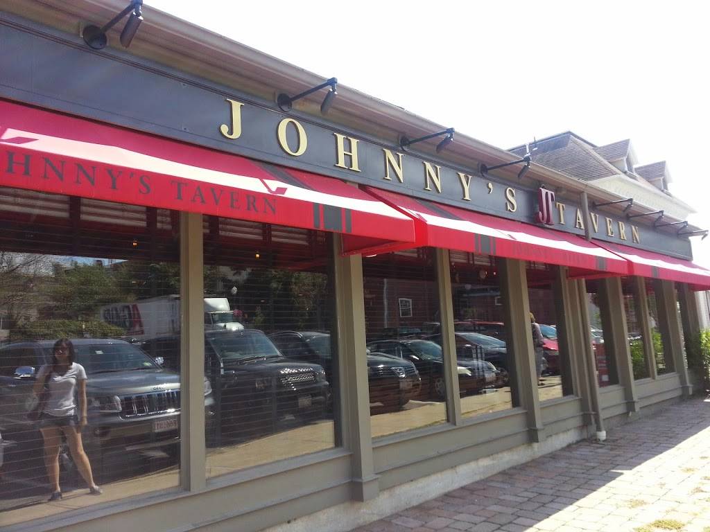 Johnnys Tavern | restaurant | 30 Boltwood Walk, Amherst, MA 01002, USA | 4132303818 OR +1 413-230-3818