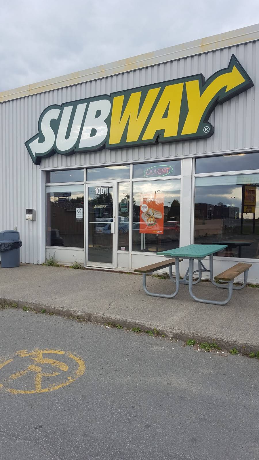 Subway | restaurant | 1001 Rue Pie XI, Thetford Mines, QC G6G 7M9, Canada | 4183340433 OR +1 418-334-0433