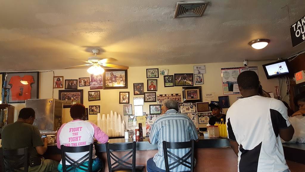 MLK Restaurant | restaurant | 5931 NW 17th Ave, Miami, FL 33142, USA | 3056930303 OR +1 305-693-0303