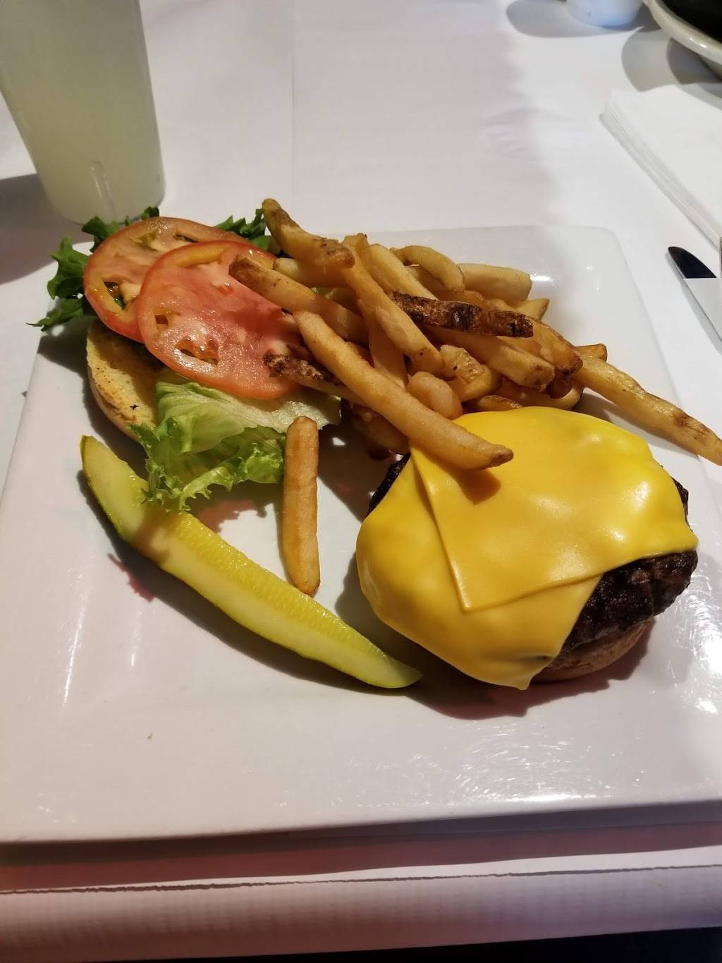 Outta the Way Cafe | restaurant | 17503 Redland Rd, Derwood, MD 20855, USA | 3019636895 OR +1 301-963-6895