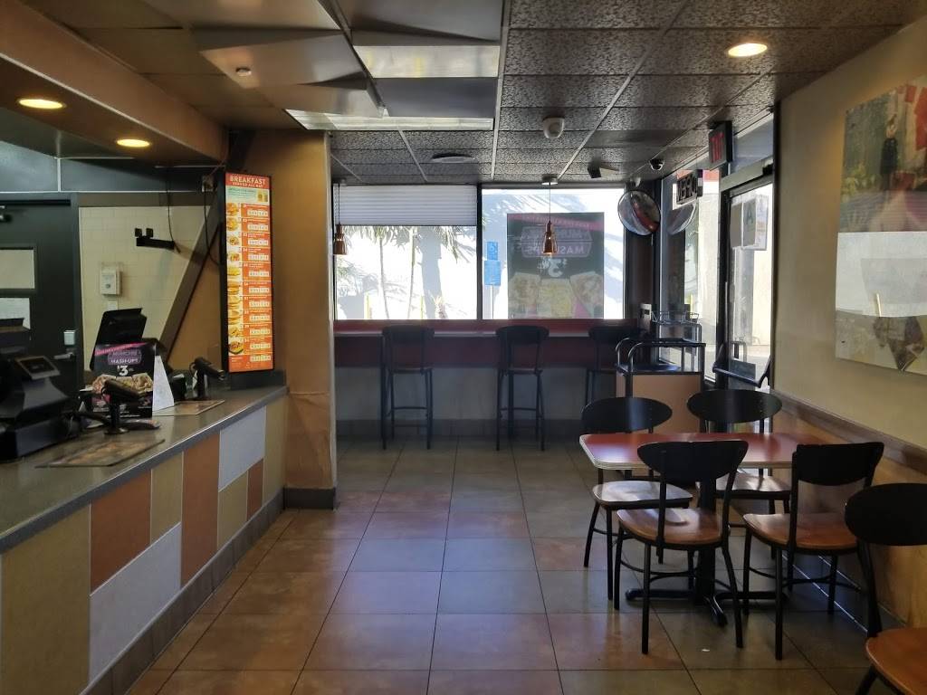 Jack in the Box | restaurant | 15025 Hawthorne Blvd, Lawndale, CA 90260, USA | 3106443584 OR +1 310-644-3584