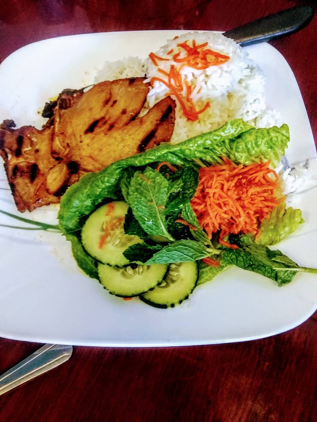 Viet Bistro | restaurant | 7175 W Lake Mead Blvd, Las Vegas, NV 89128, USA | 7024630009 OR +1 702-463-0009