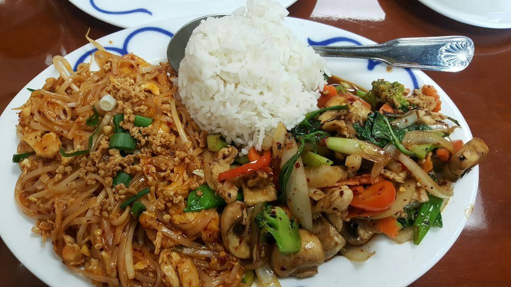 Five Sisters Thai Cuisine | restaurant | 14252 SE 176th St, Renton, WA 98058, USA | 4257934990 OR +1 425-793-4990