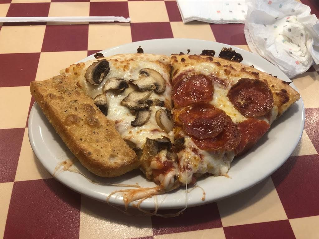 Pizza Hut | meal takeaway | 15210 SE 37th St, Bellevue, WA 98006, USA | 4257467800 OR +1 425-746-7800