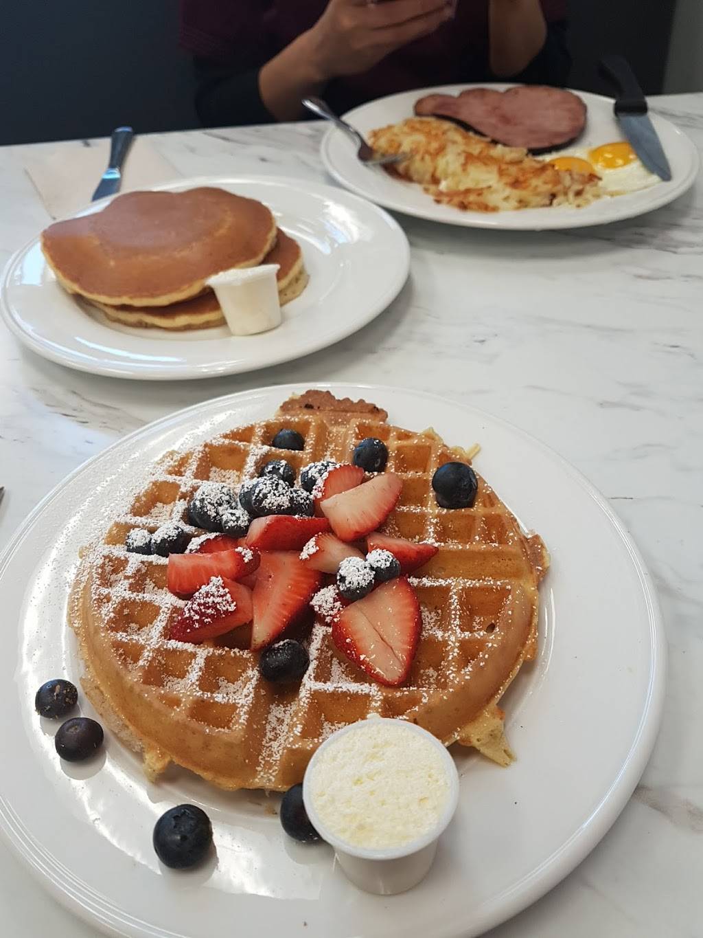 Uncle Johns Pancake House | restaurant | 2125 S Winchester Blvd, Campbell, CA 95008, USA | 4087249835 OR +1 408-724-9835