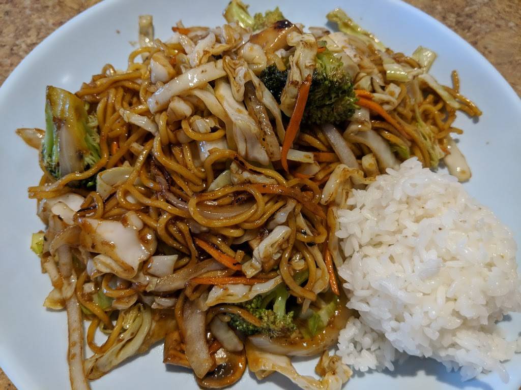 Haru Sushi & Teriyaki | restaurant | 23629 Pacific Hwy S, Des Moines, WA 98198, USA | 2068242717 OR +1 206-824-2717