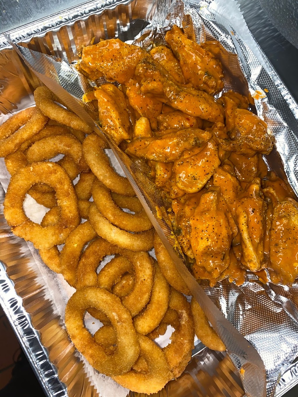 Milwaukee Unified Soul | restaurant | 837 W Historic Mitchell St, Milwaukee, WI 53204, USA | 4148005013 OR +1 414-800-5013