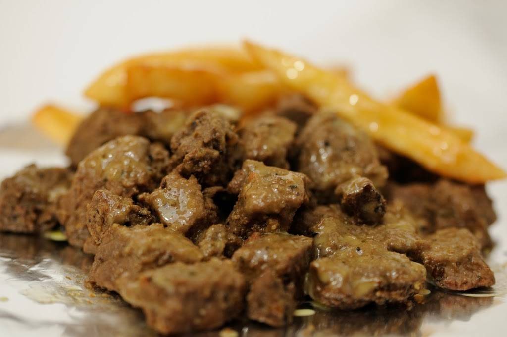 Entree Moores | restaurant | 20442 Van Born Rd, Dearborn Heights, MI 48125, USA | 3132789530 OR +1 313-278-9530