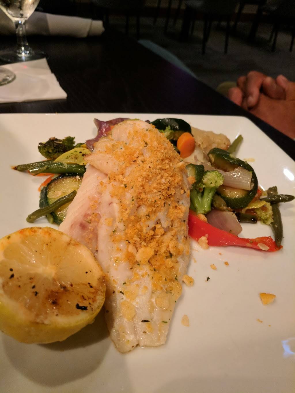 Brinkleys Restaurant & Pub | restaurant | 225 William F McClellan Hwy, Boston, MA 02128, USA | 6175695250 OR +1 617-569-5250