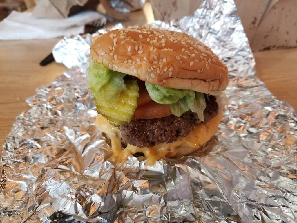 Five Guys | meal takeaway | 6801 Parker Farm Dr, Wilmington, NC 28405, USA | 9102569069 OR +1 910-256-9069