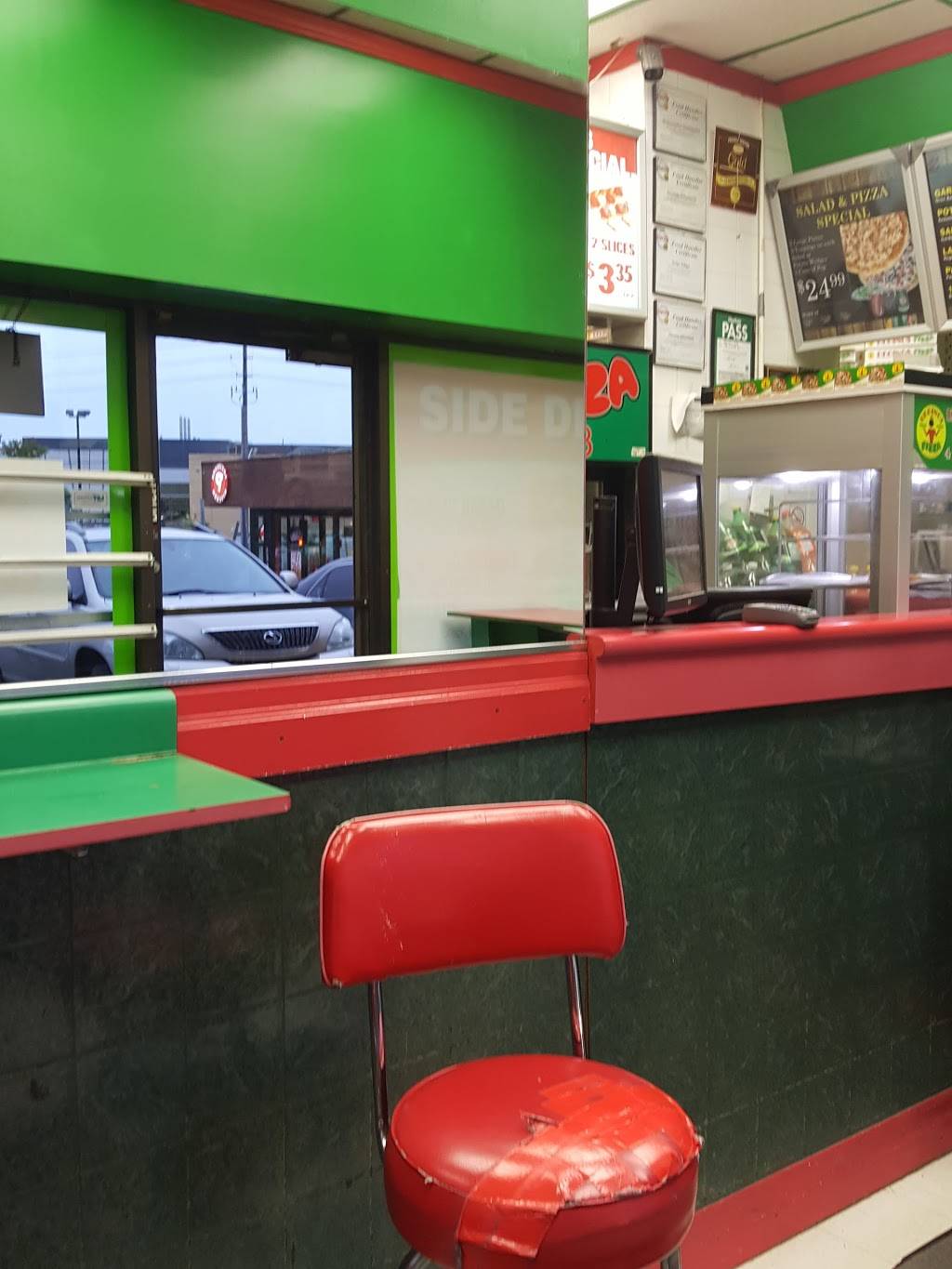 Reginos pizza & wings (Morningside) | restaurant | 790 Military Trail, Scarborough, ON M1E 5K4, Canada | 4162843003 OR +1 416-284-3003