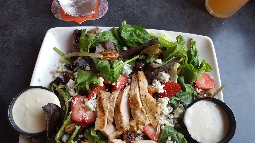 Obed & Isaacs Microbrewery | restaurant | 500 S 6th St, Springfield, IL 62701, USA | 2176700627 OR +1 217-670-0627